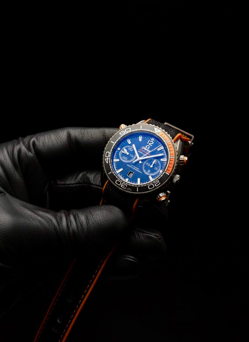 Omega Speed-master Chrono Orange